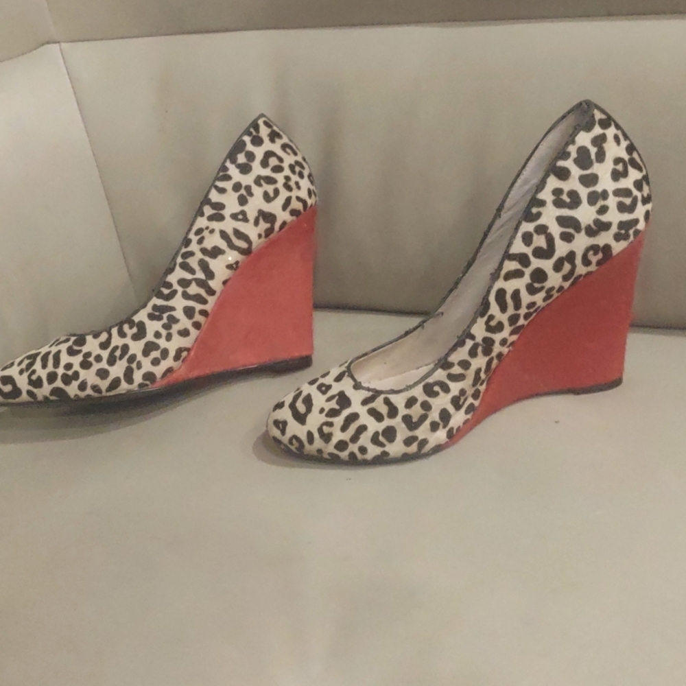 Shoes of Prey leather animal print w red wedges 38